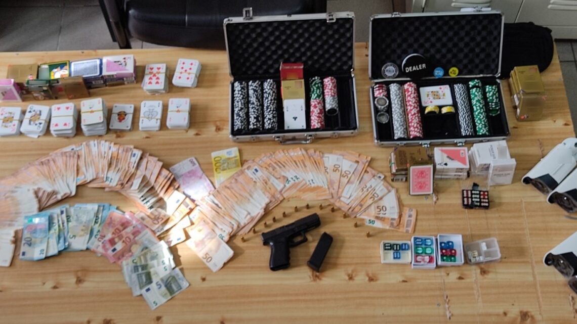 Στη «φάκα» 24 άτομα για παράνομο καζίνο – Πάνω από 13.000€ κατασχέθηκαν