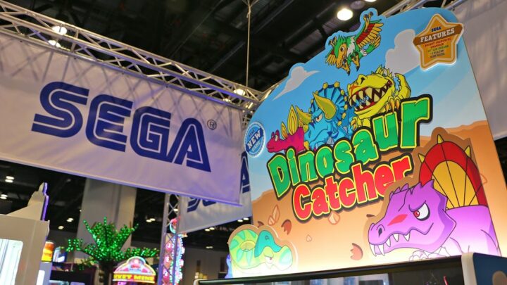 Dinosaur Catcher at IAAPA 2016 | Sega Amusements