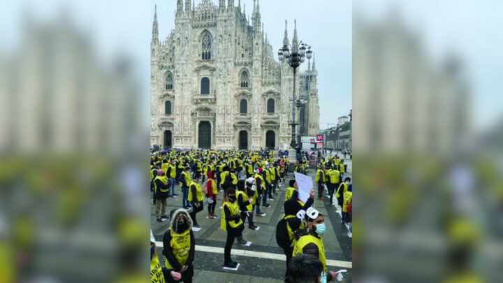 Italian operators protest government closure