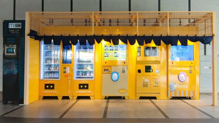 Vending Machine Cafe in Singapore City